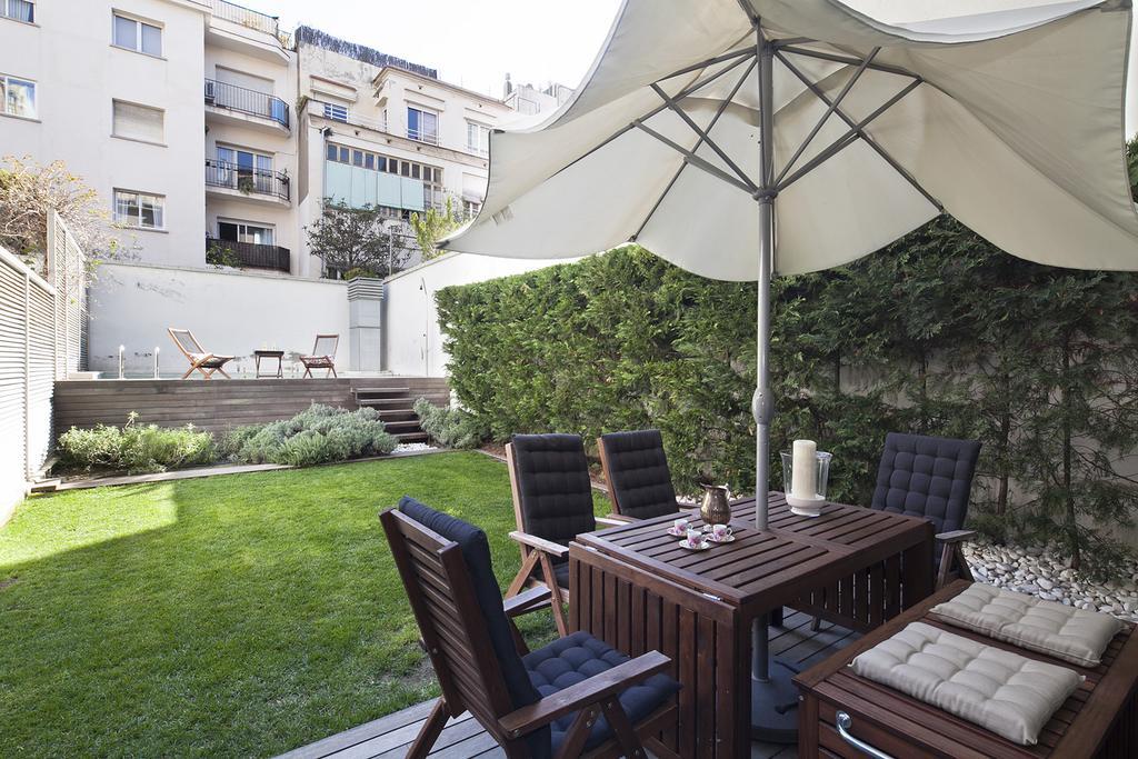 Apartment Barcelona Rentals - Private Pool And Garden Center Exterior foto